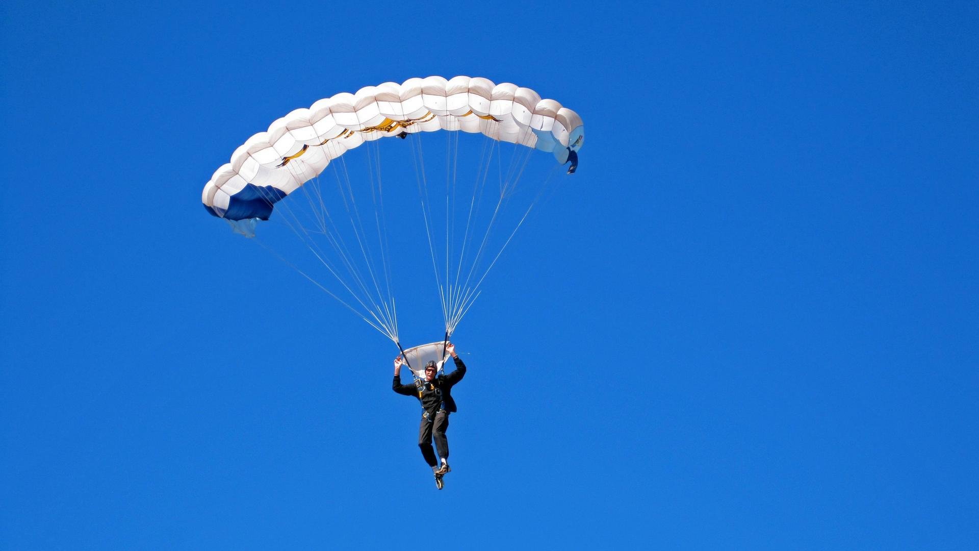 国乒包揽六金，展现亚洲霸主地位，国乒六巨头