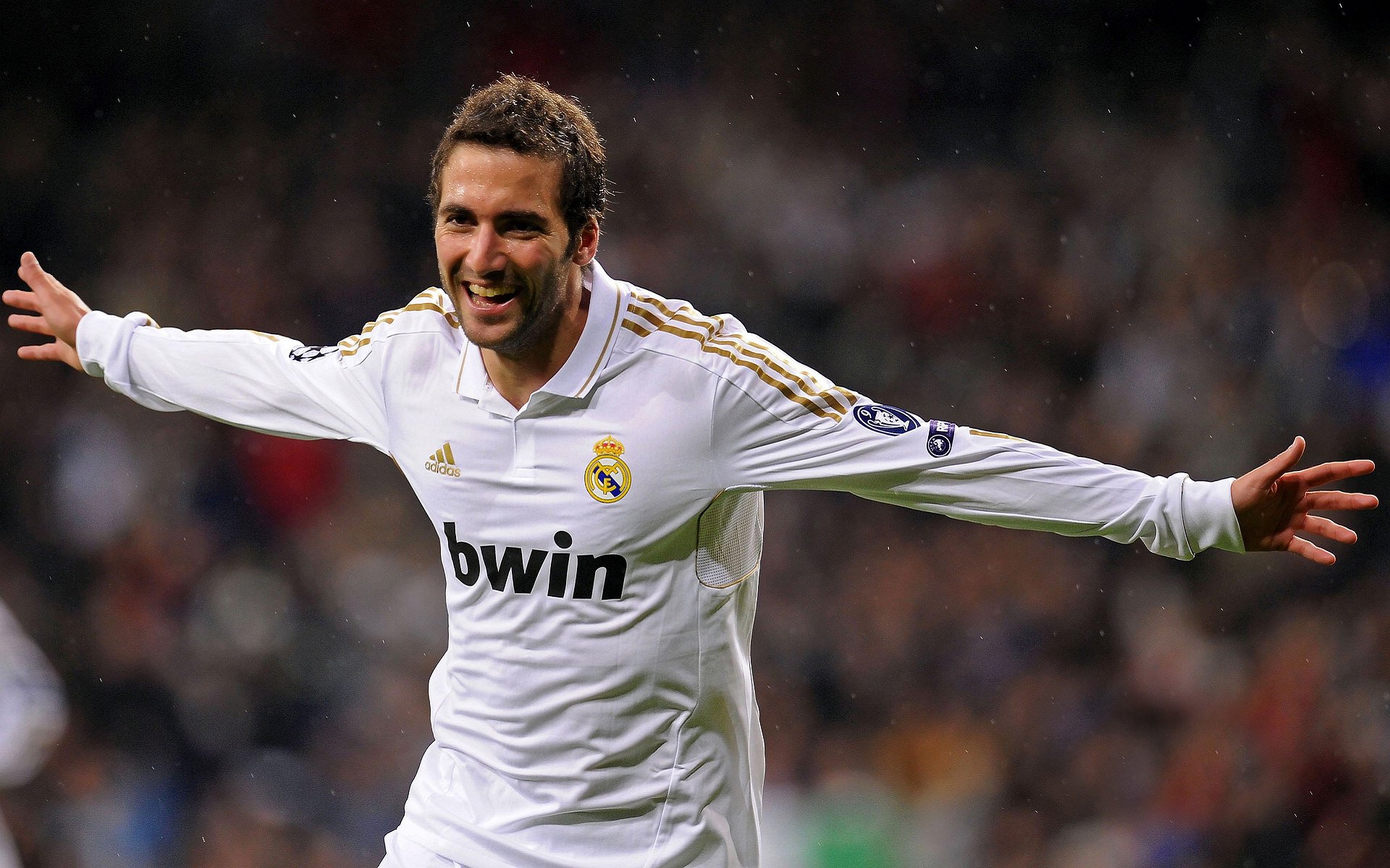 法甲：里昂2-2战平南特，比赛悬念不断升级，里昂vs南特比分预测